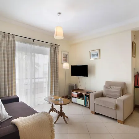 Apartment Quinta Da Gomeira 58 *
